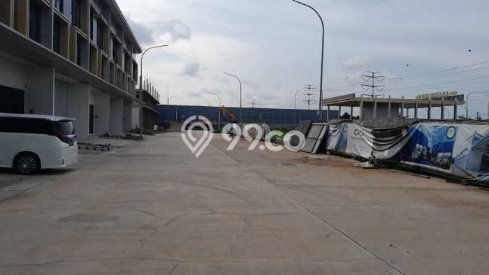 Gudang Kawasan Sepatan, Luas 369m², Area Komersial, For Rent Gudang Kawasan Sepatan, Luas 369m², Area Komersial, For Rent