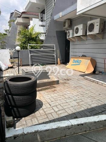 Rumah Minimalis LT 200m² Siap Huni di Green garden, Dekat Pusat Perbelanjaan, Jakarta Barat Rumah Minimalis LT 200m² Siap Huni di Green garden, Dekat Pusat Perbelanjaan, Jakarta Barat