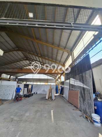LOKASI PREMIUM! Kantor di Cipondoh, Luas 698m², Area Komersial LOKASI PREMIUM! Kantor di Cipondoh, Luas 698m², Area Komersial