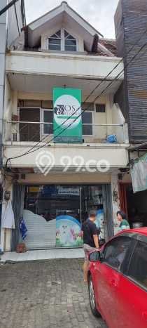 Disewakan Ruko di Taman Ratu, Luas 238m², Lokasi Bisnis Disewakan Ruko di Taman Ratu, Luas 238m², Lokasi Bisnis