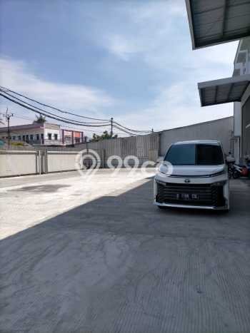 Gudang Disewa di Tangerang dengan LB 360m2 Area Komersial Ramai Gudang Disewa di Tangerang dengan LB 360m2 Area Komersial Ramai