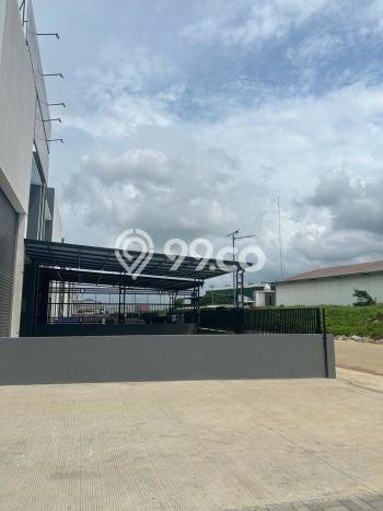 LOKASI STRATEGIS! Gudang di Legok, Luas 504m², Kawasan Berkembang, Siap Bisnis LOKASI STRATEGIS! Gudang di Legok, Luas 504m², Kawasan Berkembang, Siap Bisnis