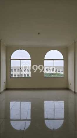 Disewakan Ruko di Kawasan Ramai Green Lake City Luas 478m2 Disewakan Ruko di Kawasan Ramai Green Lake City Luas 478m2