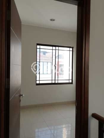 Jarang Ada! Rumah Kontrakan 3 Kamar Bagus Siap Huni Green Lake City Jarang Ada! Rumah Kontrakan 3 Kamar Bagus Siap Huni Green Lake City