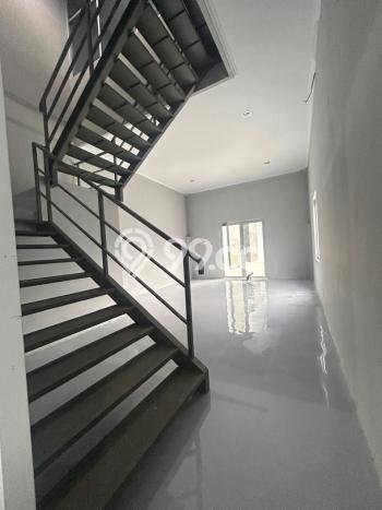 For Rent Gudang Premium di Cipondoh, Luas 1400m², Jalan Utama For Rent Gudang Premium di Cipondoh, Luas 1400m², Jalan Utama