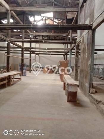 Lokasi Strategis! Dijual Gudang Bisnis di Karawaci, Tangerang Kondisi Baik Lokasi Strategis! Dijual Gudang Bisnis di Karawaci, Tangerang Kondisi Baik