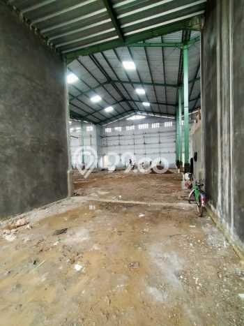 Disewakan Gudang di Kawasan Ramai Teluk Naga Luas 480m2 Disewakan Gudang di Kawasan Ramai Teluk Naga Luas 480m2