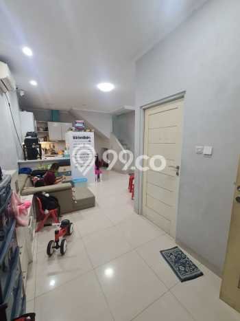 Rumah Luas Asri 3 KT Siap Pakai di Kalideres Jakarta Barat Rumah Luas Asri 3 KT Siap Pakai di Kalideres Jakarta Barat