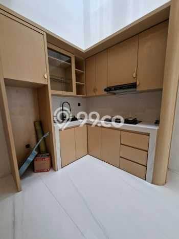 Rumah Mewah LB 165m2 Siap Pakai Desain Elegan di Metland Puri, Jakarta Barat Rumah Mewah LB 165m2 Siap Pakai Desain Elegan di Metland Puri, Jakarta Barat