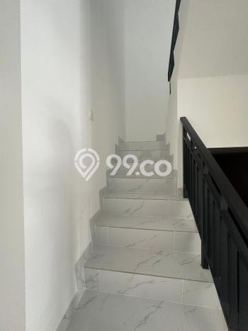 Rumah Modern 3 KT di Pantai Indah Kapuk 2 Jakarta Utara Unfurnished Rumah Modern 3 KT di Pantai Indah Kapuk 2 Jakarta Utara Unfurnished