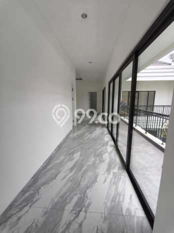 Rumah Luxury Modern Tanpa Renovasi di Bintaro Tangerang Selatan Rumah Luxury Modern Tanpa Renovasi di Bintaro Tangerang Selatan