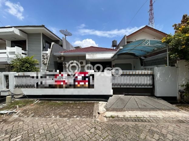 Rumah Minimalis LT 200m² Siap Huni di Green garden, Dekat Pusat Perbelanjaan, Jakarta Barat Rumah Minimalis LT 200m² Siap Huni di Green garden, Dekat Pusat Perbelanjaan, Jakarta Barat