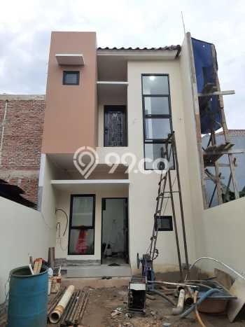 KESEMPATAN TERBAIK! Tersedia KPR Rumah Modern lokasi Metland Puri, Jakarta Barat, LT 63m² LB 80m² KESEMPATAN TERBAIK! Tersedia KPR Rumah Modern lokasi Metland Puri, Jakarta Barat, LT 63m² LB 80m²