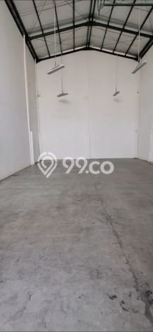 Gudang untuk disewa di Daan Mogot punya LT 180m2 & LB 156m2 harga sewa kompetitif Gudang untuk disewa di Daan Mogot punya LT 180m2 & LB 156m2 harga sewa kompetitif