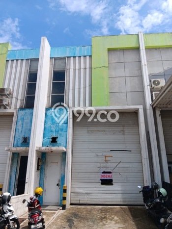LOKASI STRATEGIS! Gudang di , Luas 90m2m², Area Berkembang LOKASI STRATEGIS! Gudang di , Luas 90m2m², Area Berkembang