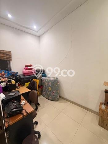 Dijual Rumah Mewah Elegan Dengan View Cantik di Duri Kosambi, Jakarta Barat Dijual Rumah Mewah Elegan Dengan View Cantik di Duri Kosambi, Jakarta Barat