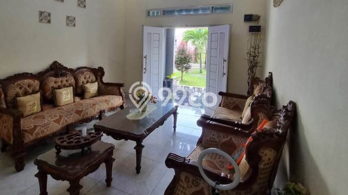 Rumah Berkualitas di Tenayan Raya, Pekanbaru, Luas 446m2m² LB 210m2m² - HARGA NEGO! Rumah Berkualitas di Tenayan Raya, Pekanbaru, Luas 446m2m² LB 210m2m² - HARGA NEGO!
