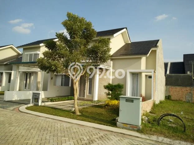 Dijual Cepat Rumah Bagus Siap Huni LB 100m2 di Tampan, Pekanbaru Dijual Cepat Rumah Bagus Siap Huni LB 100m2 di Tampan, Pekanbaru