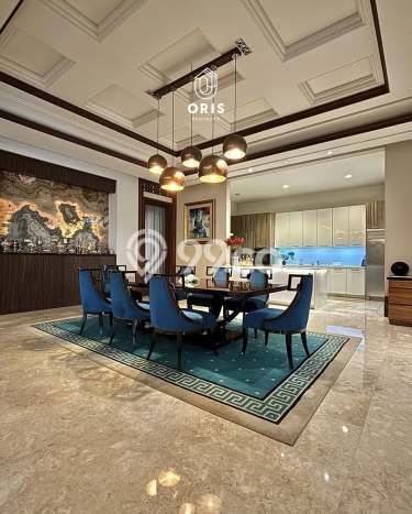 PRIME LOCATION! Rumah Berkembang di Kemang, Luas 1327m² Bangunan 1500m² PRIME LOCATION! Rumah Berkembang di Kemang, Luas 1327m² Bangunan 1500m²