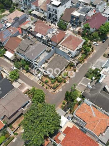 Kesempatan Memiliki Rumah LT 340m² / LB 200m² di Lokasi Strategis Pondok Indah, Jakarta Selatan Kesempatan Memiliki Rumah LT 340m² / LB 200m² di Lokasi Strategis Pondok Indah, Jakarta Selatan