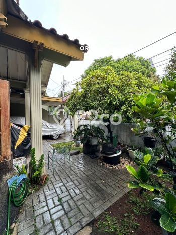 Rumah Minimalis di Kebayoran Baru, Jakarta Selatan, LT 234m² Bangunan 300m² Rumah Minimalis di Kebayoran Baru, Jakarta Selatan, LT 234m² Bangunan 300m²