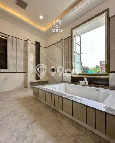 Rumah Berkualitas 7 Kamar Tidur dan 7 Kamar Mandi di Lokasi Strategis Kemang, Jakarta Selatan Rumah Berkualitas 7 Kamar Tidur dan 7 Kamar Mandi di Lokasi Strategis Kemang, Jakarta Selatan