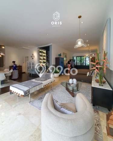 Rumah PREMIUM! area Kebayoran Baru, Jakarta Selatan, Luas 367m² LB 400m², HARGA SPESIAL Rumah PREMIUM! area Kebayoran Baru, Jakarta Selatan, Luas 367m² LB 400m², HARGA SPESIAL
