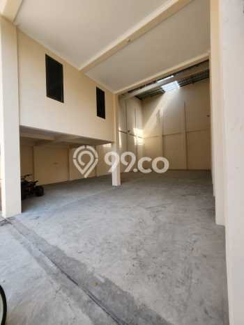 Gudang untuk disewa di Koja punya LT 250m2 & LB 200m2 harga sewa kompetitif Gudang untuk disewa di Koja punya LT 250m2 & LB 200m2 harga sewa kompetitif