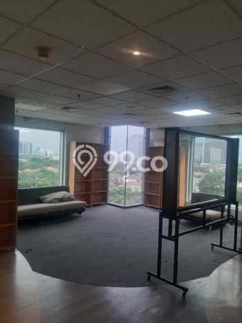 Kantor untuk Disewa di Pusat Jakarta Selatan Luas Bangunan 951m2 Kantor untuk Disewa di Pusat Jakarta Selatan Luas Bangunan 951m2