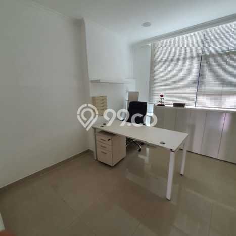 Siap Huni Apartemen Luxury di Pondok Indah 3 Kamar & 2 Kamar Mandi Siap Huni Apartemen Luxury di Pondok Indah 3 Kamar & 2 Kamar Mandi