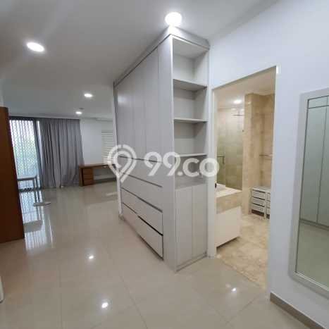 Siap Huni Apartemen Luxury di Pondok Indah 3 Kamar & 2 Kamar Mandi Siap Huni Apartemen Luxury di Pondok Indah 3 Kamar & 2 Kamar Mandi