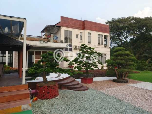 Dijual Rumah Premium dengan Fasilitas Sekitar Lengkap di BSD, Tangerang Selatan Dijual Rumah Premium dengan Fasilitas Sekitar Lengkap di BSD, Tangerang Selatan