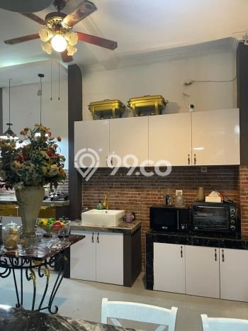For Sale! Luxury House LT 216m2 Desain Modern di Kemang Pratama For Sale! Luxury House LT 216m2 Desain Modern di Kemang Pratama