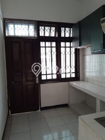 Dijual Cepat Rumah Siap Huni LT 100m2 LB 150m2 di Bekasi Cocok untuk Hunian Dijual Cepat Rumah Siap Huni LT 100m2 LB 150m2 di Bekasi Cocok untuk Hunian