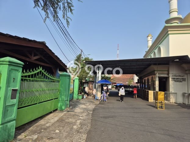 Rumah Luxury Modern Tanpa Renovasi di Kalibata Jakarta Selatan Rumah Luxury Modern Tanpa Renovasi di Kalibata Jakarta Selatan