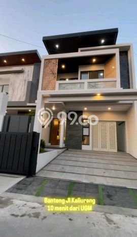 For Sale Rumah 5 Kamar Lokasi Ideal Nyaman dan Strategis di Ngaglik For Sale Rumah 5 Kamar Lokasi Ideal Nyaman dan Strategis di Ngaglik