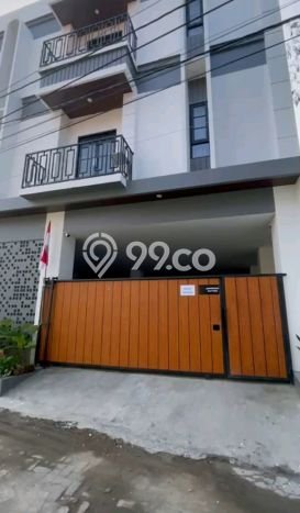 Dijual Kost Strategis di Depok, Sleman 25 KT, 26 KM, Luas Bangunan 750m2 Dijual Kost Strategis di Depok, Sleman 25 KT, 26 KM, Luas Bangunan 750m2