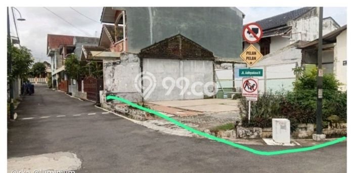 Tanah Kosong Dijual di Sleman dengan Area 139m2 Tanah Kosong Dijual di Sleman dengan Area 139m2