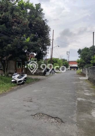Dijual Tanah di Yogyakarta, Luas 1275m2 SHM Dijual Tanah di Yogyakarta, Luas 1275m2 SHM