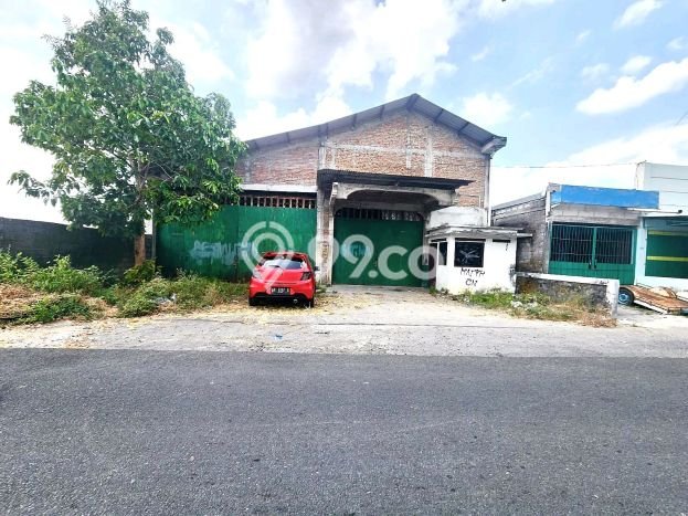 Gudang Dijual di Piyungan Bantul dengan Luas Bangunan 1000m2 Gudang Dijual di Piyungan Bantul dengan Luas Bangunan 1000m2