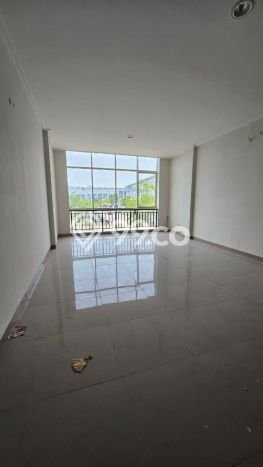 Jual Ruko Premium di Pantai Indah Kapuk, Luas 270m², Jalan Utama, Kawasan Komersial Jual Ruko Premium di Pantai Indah Kapuk, Luas 270m², Jalan Utama, Kawasan Komersial