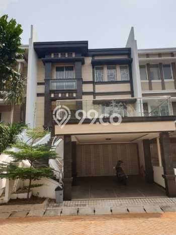 For Sale Rumah Mewah Exclusive di Cengkareng, Jakarta Barat For Sale Rumah Mewah Exclusive di Cengkareng, Jakarta Barat