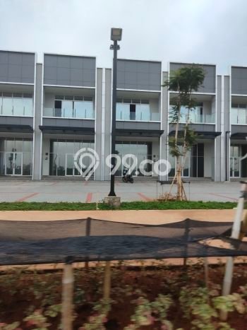 Ruko Dijual di Jakarta Utara LT 120m2 & LB 200m2 Lokasi Terbaik! Ruko Dijual di Jakarta Utara LT 120m2 & LB 200m2 Lokasi Terbaik!