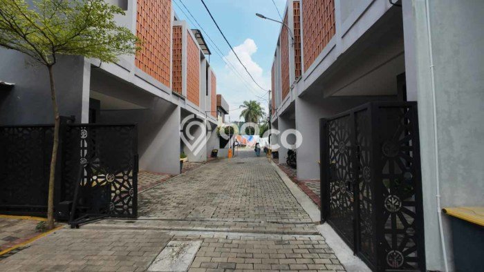Rumah Kost Dijual di Dramaga, Bogor dengan 5 Kamar Tidur, 5 Kamar Mandi Rumah Kost Dijual di Dramaga, Bogor dengan 5 Kamar Tidur, 5 Kamar Mandi