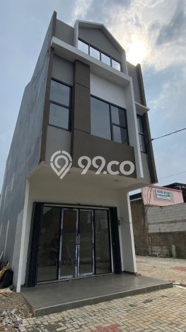 LOKASI SUPER STRATEGIS! Ruko di Mustikajaya, Luas 105m2m², Ramai Pembeli LOKASI SUPER STRATEGIS! Ruko di Mustikajaya, Luas 105m2m², Ramai Pembeli