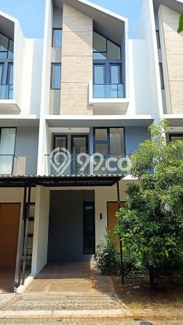 Rumah Luas Asri 3 KT Siap Pakai di BSD Tangerang Rumah Luas Asri 3 KT Siap Pakai di BSD Tangerang
