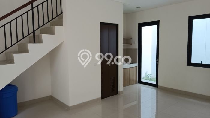 Rumah Luas Asri 3 KT Siap Pakai di BSD Tangerang Rumah Luas Asri 3 KT Siap Pakai di BSD Tangerang