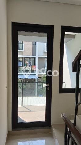 Rumah Luas Asri 3 KT Siap Pakai di BSD Tangerang Rumah Luas Asri 3 KT Siap Pakai di BSD Tangerang