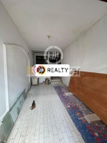 Hunian Mewah Dijual LT 340m2 di Limo, Depok Hunian Mewah Dijual LT 340m2 di Limo, Depok