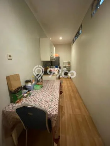 Rumah di Ciputat, Akses ke Fasilitas, 3 KM, Luas 72m² Bangunan 150m² Rumah di Ciputat, Akses ke Fasilitas, 3 KM, Luas 72m² Bangunan 150m²
